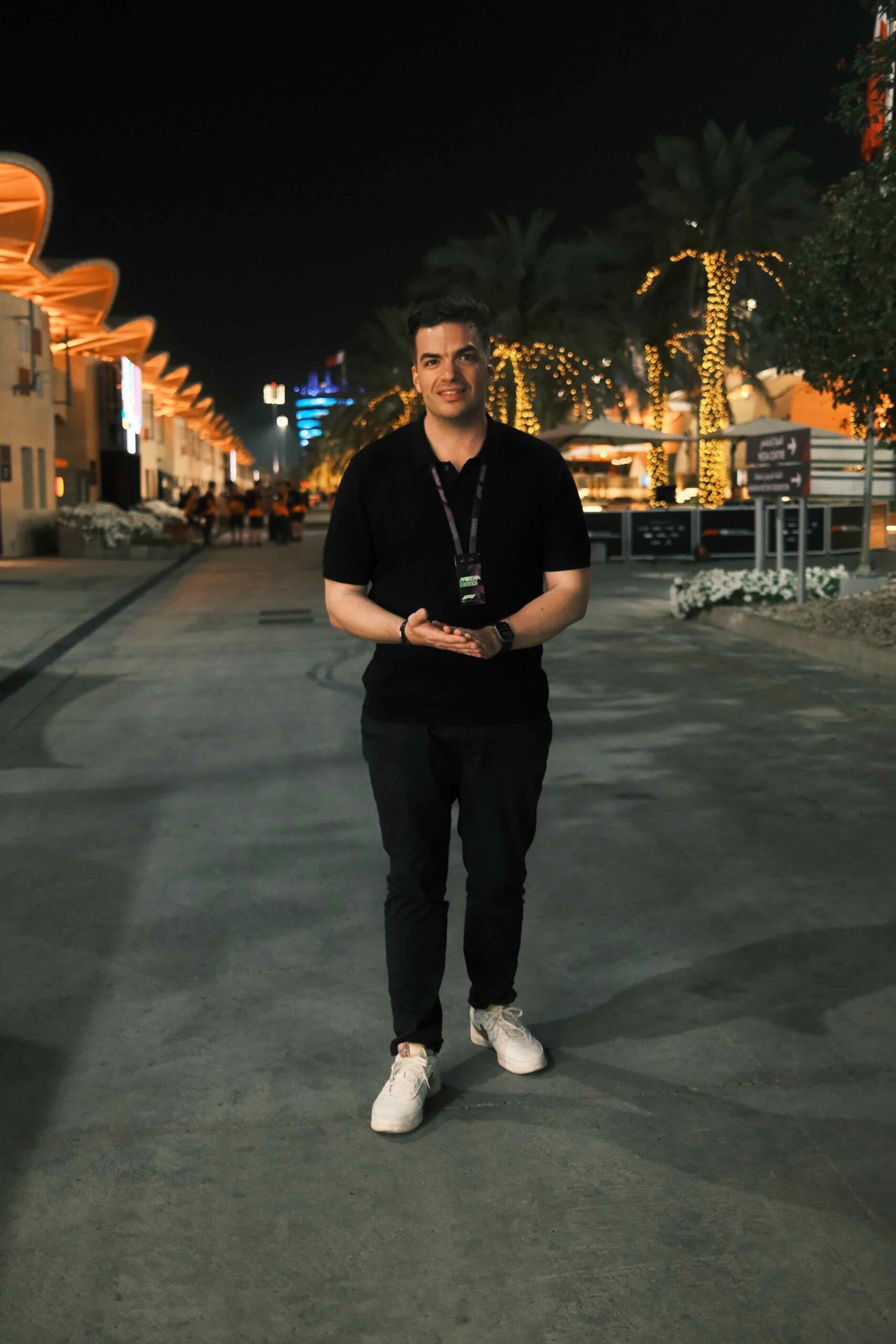 Christoffer Lindén, grundare av CL Motorsport och svensk Formel 1-reporter, på plats under en internationell motorsporthelg.